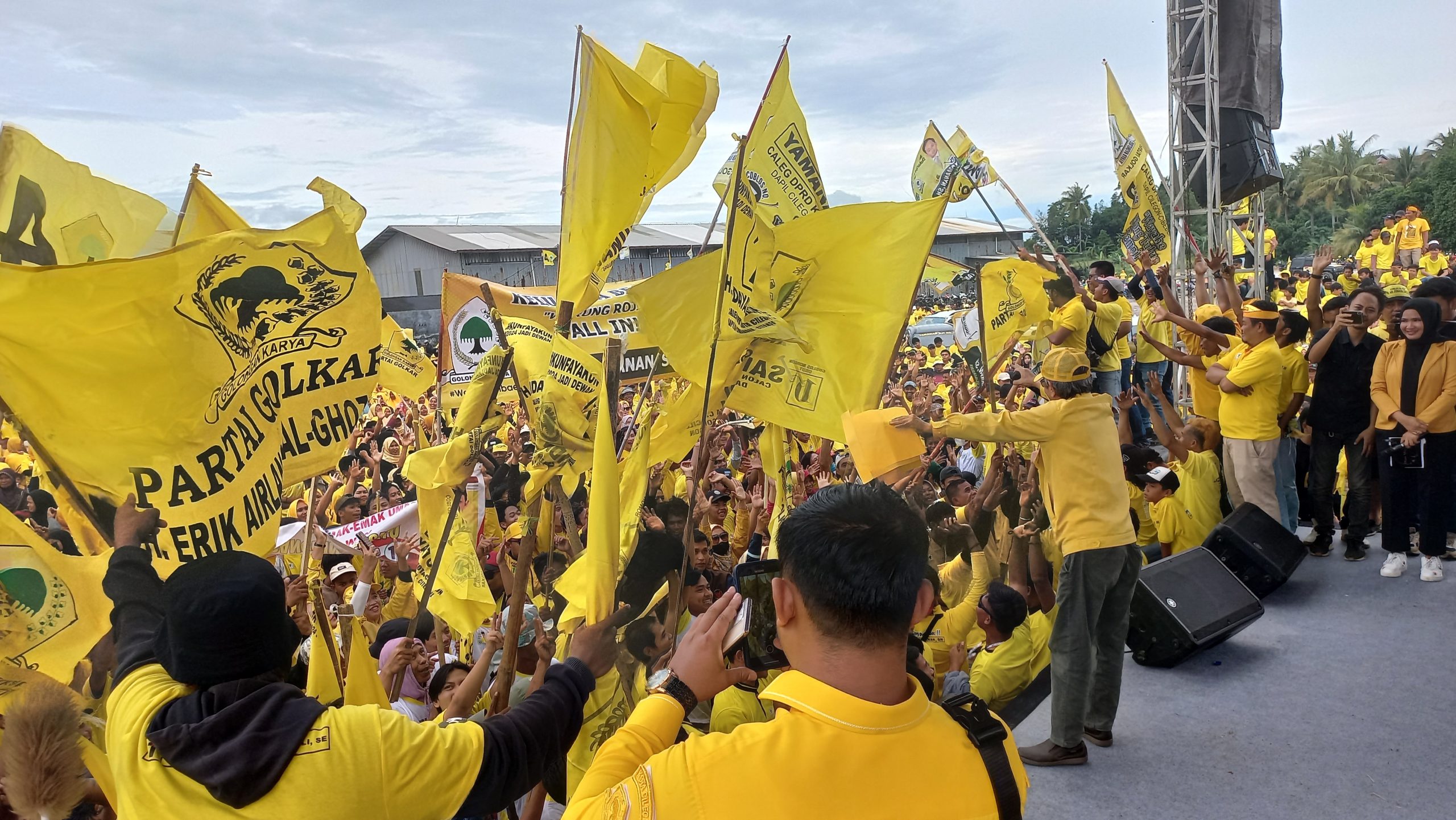 Kampanye Akbar Golkar Cilegon