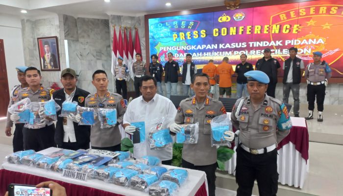 Bawa 30 Kg Sabu, Polres Cilegon Amankan Dua Kurir di Pelabuhan Merak