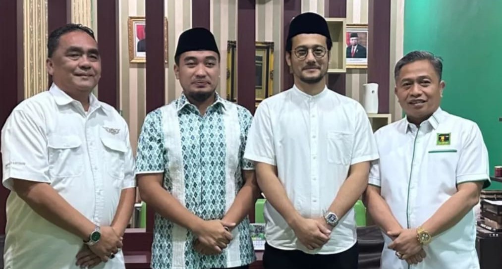 Robinsar-Fajar di Kantor DPW PPP Banten