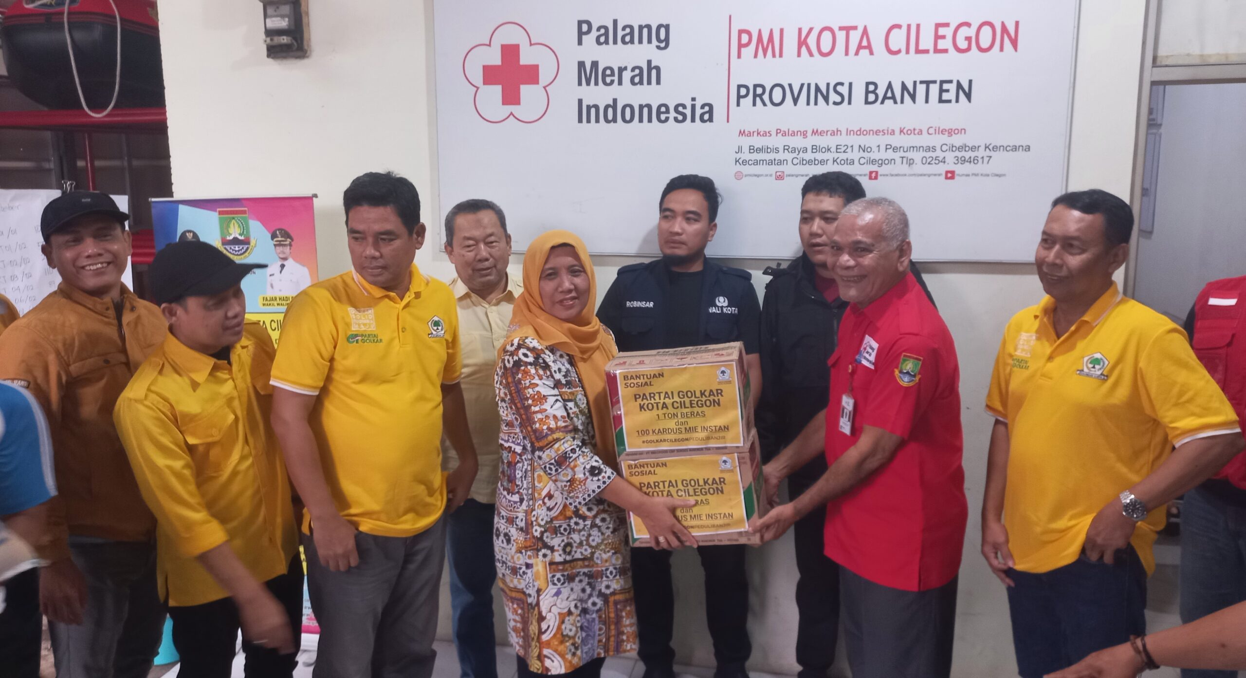 Golkar beri bantuan untuk banjir cilegon